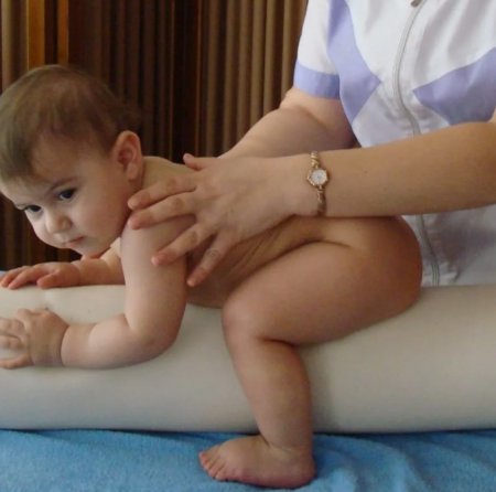 Массаж для малыша в клинике – это прекрасный способ профилактики